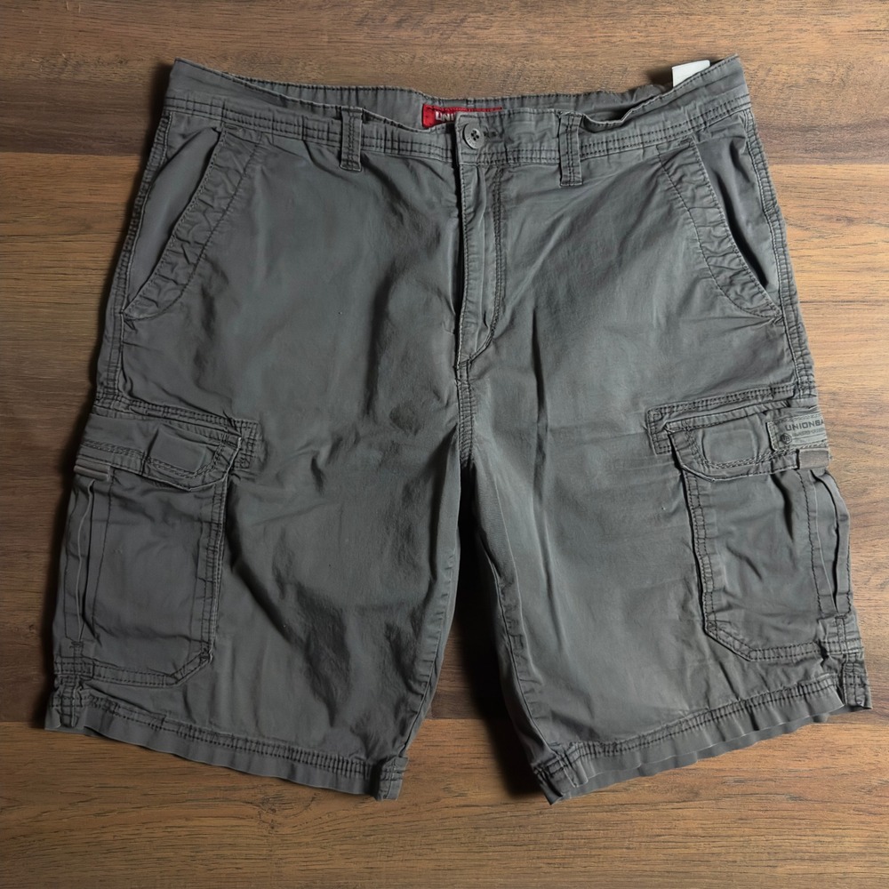 Unionbay Mens Grey Cargo Shorts Size 36 Stretch Cotton Utility Hiking Casual